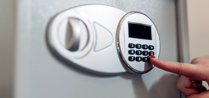 Jewelry Safe Cracking in Auburn, California