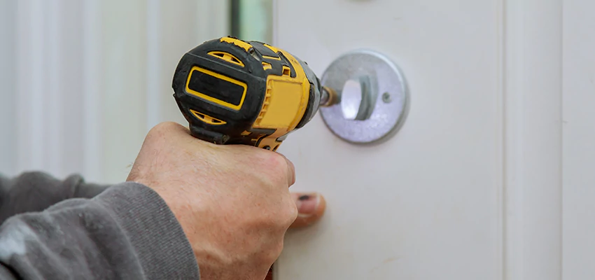 Street Locksmith For Smart Lock Repair in Auburn, CA